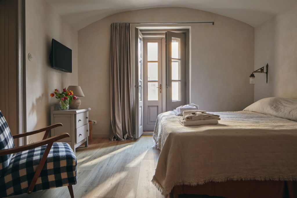 Mélyföldszinti szoba 3